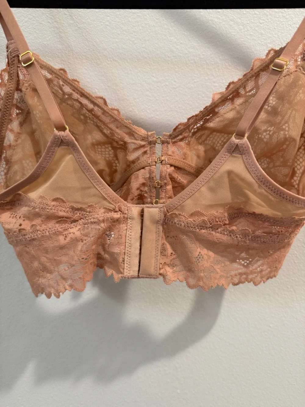 aerie Peach Lace Front-Closure Bralette - Picture 5 of 7